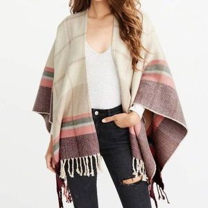 Abercrombie & Fitch Poncho